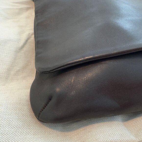 Vintage Coach Slim Large Messenger Crossbody Bag in Brown Leather - Picture 8 of 15